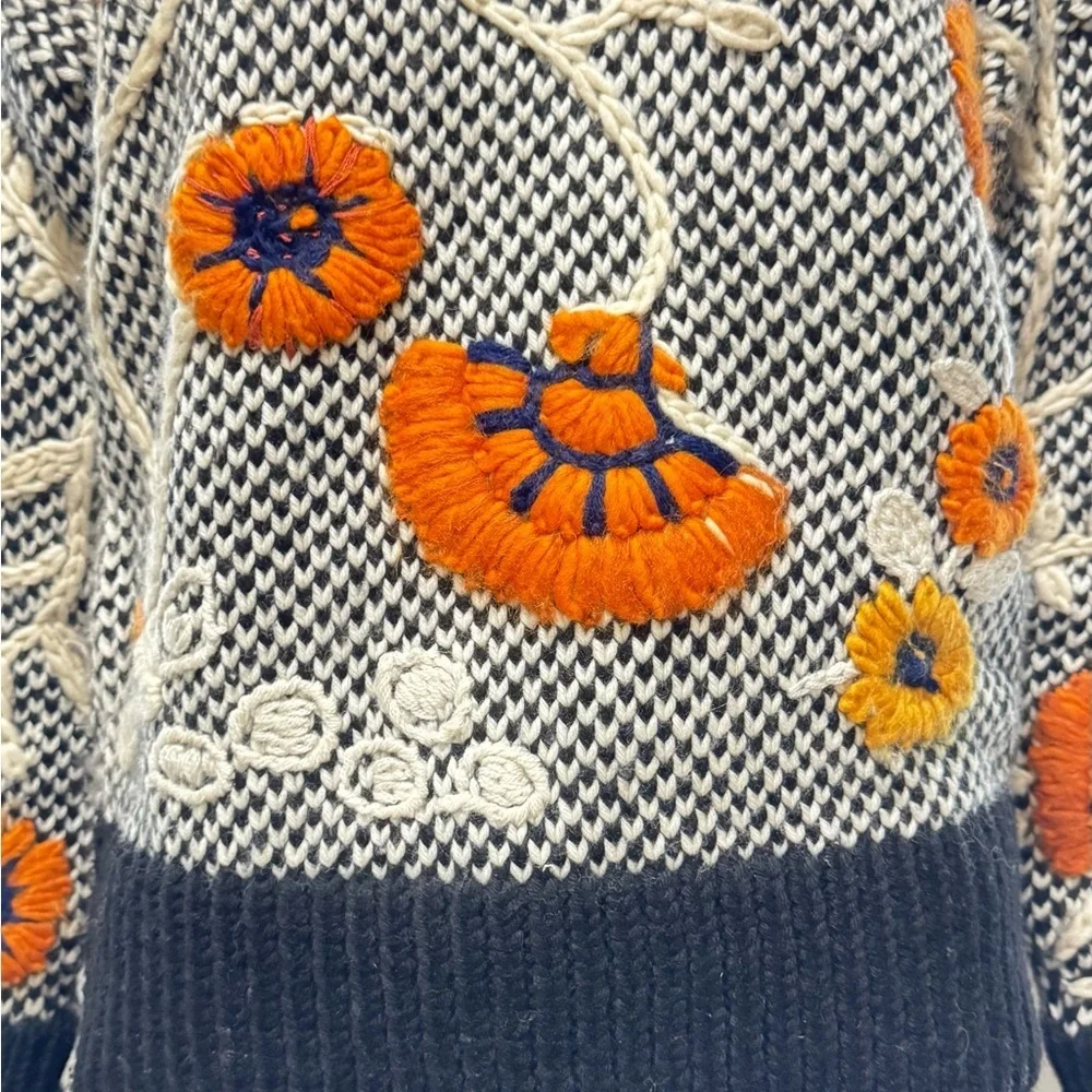 Tory Burch 100% Wool Made in Peru Black and Orange Floral Sweater S Small
